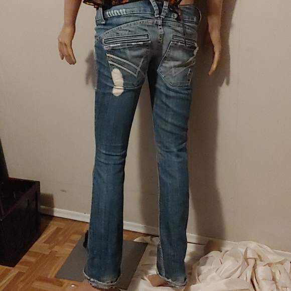 William Rast Jeans - Picture 2 of 4